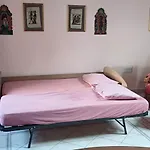 Cosy Spacious Maisonette